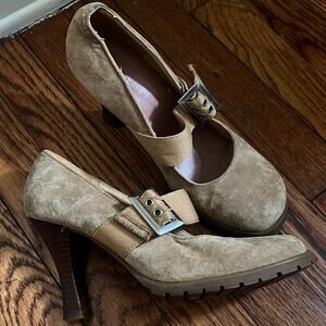 Colin Stuart Tan Suede Mary Jane Heels Size 7 Pumps 3.5 in Wood Heel Minimalist